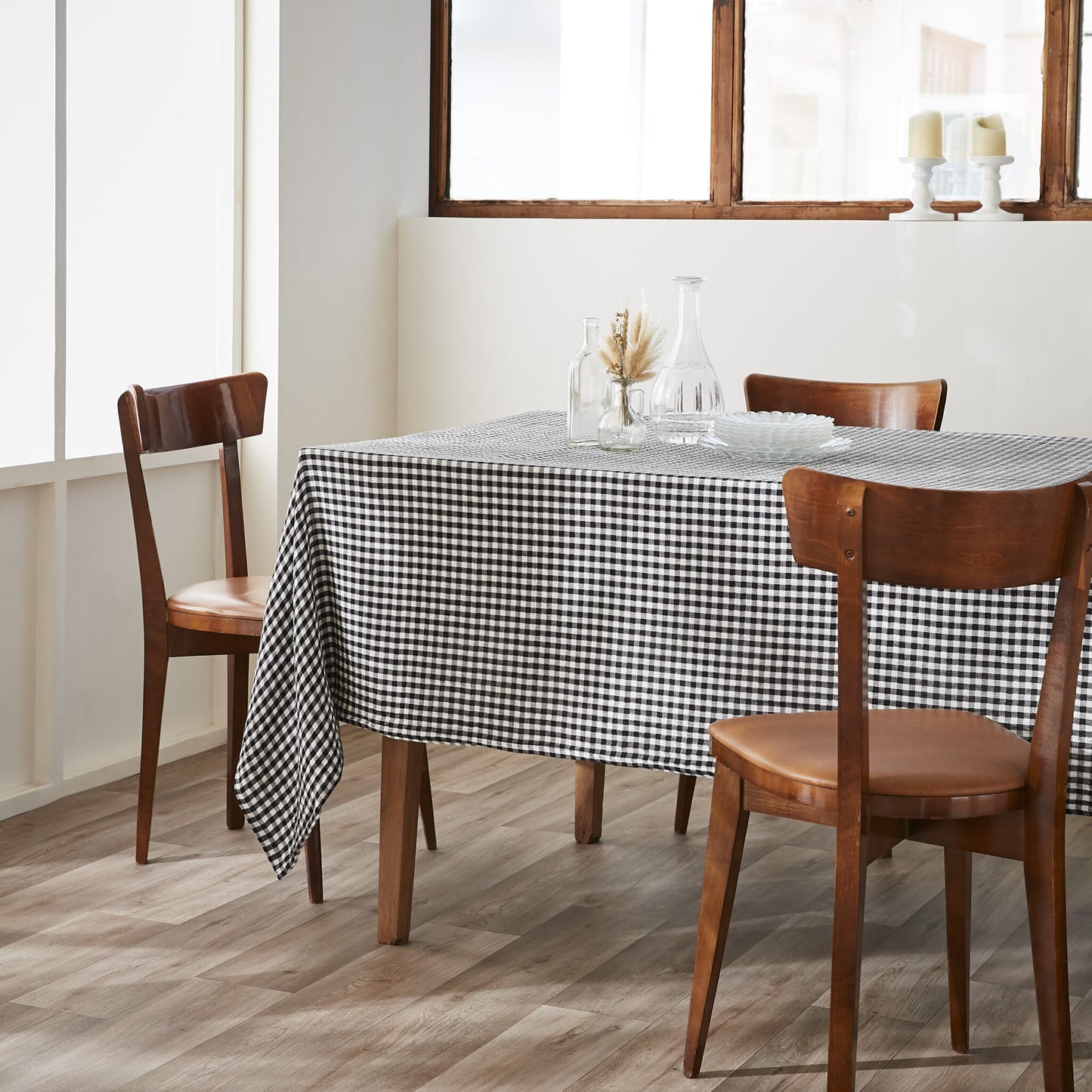 Nappe 150x350cm Vichy noir & blanc