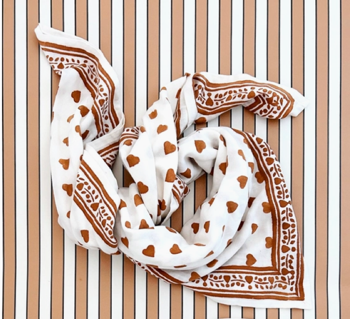 Foulard Adulte Love Canelle