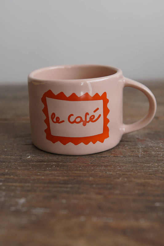 Sisi tasse, Le café