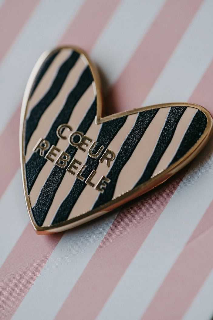 Pins Coeur Rebelle